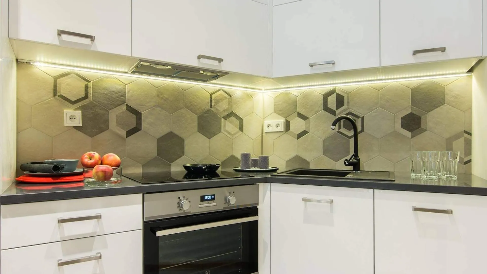 Pawia Apartments Modern Cracovia 0*,  Polonia